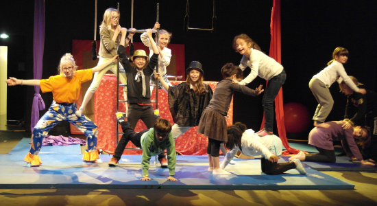 Les p'Tits Acrobates - Printemps
